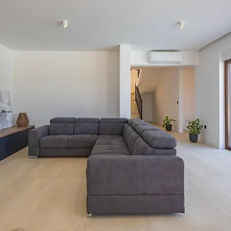 וילה Cvita By Adriaticluxuryvillas Policnik