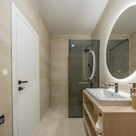 Cvita By Adriaticluxuryvillas 别墅 Policnik
