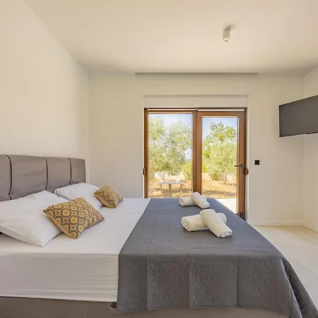 别墅 Cvita By Adriaticluxuryvillas Policnik