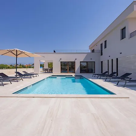 Cvita By Adriaticluxuryvillas *