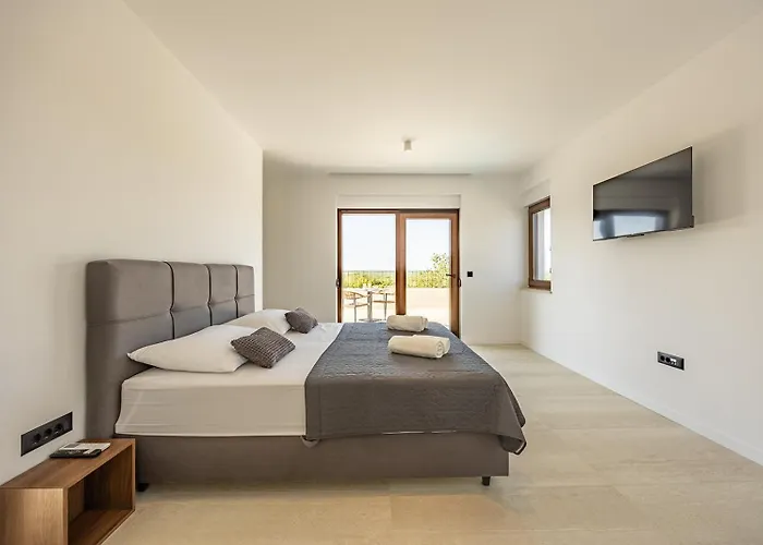 Villa Cvita By Adriaticluxuryvillas