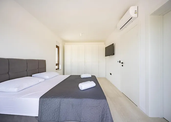 Cvita By Adriaticluxuryvillas Villa