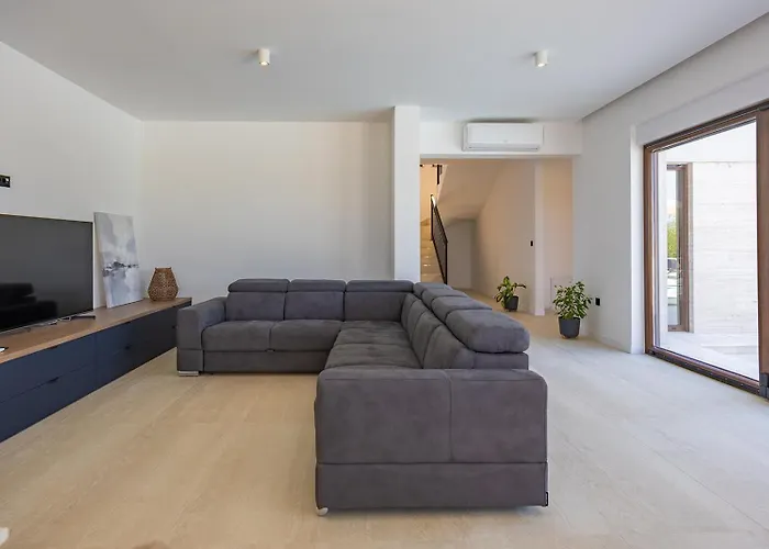Villa Cvita By Adriaticluxuryvillas Poličnik
