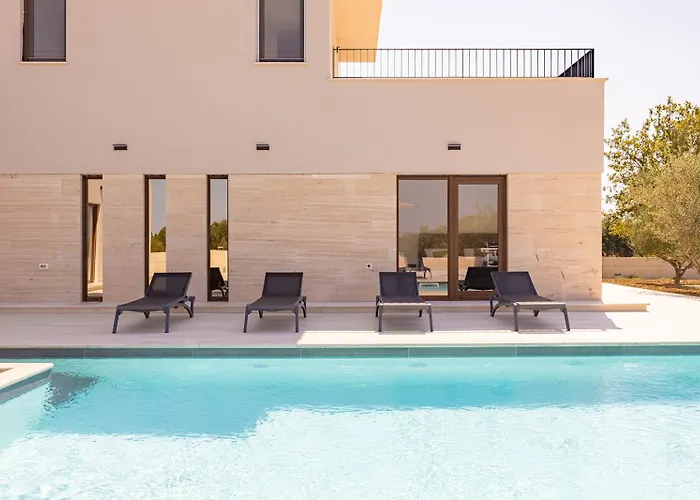 Villa Cvita By Adriaticluxuryvillas Poličnik